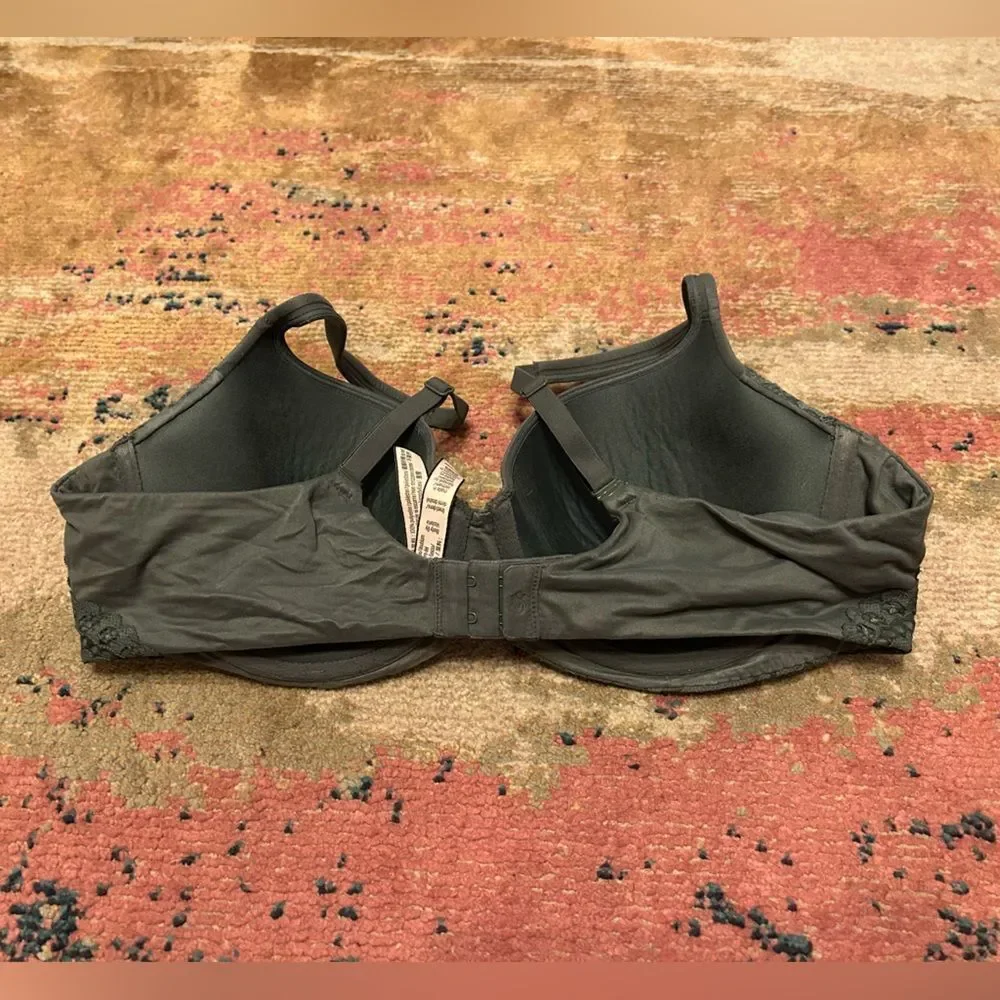 Victoria's Secret Dark Green Lace Bra